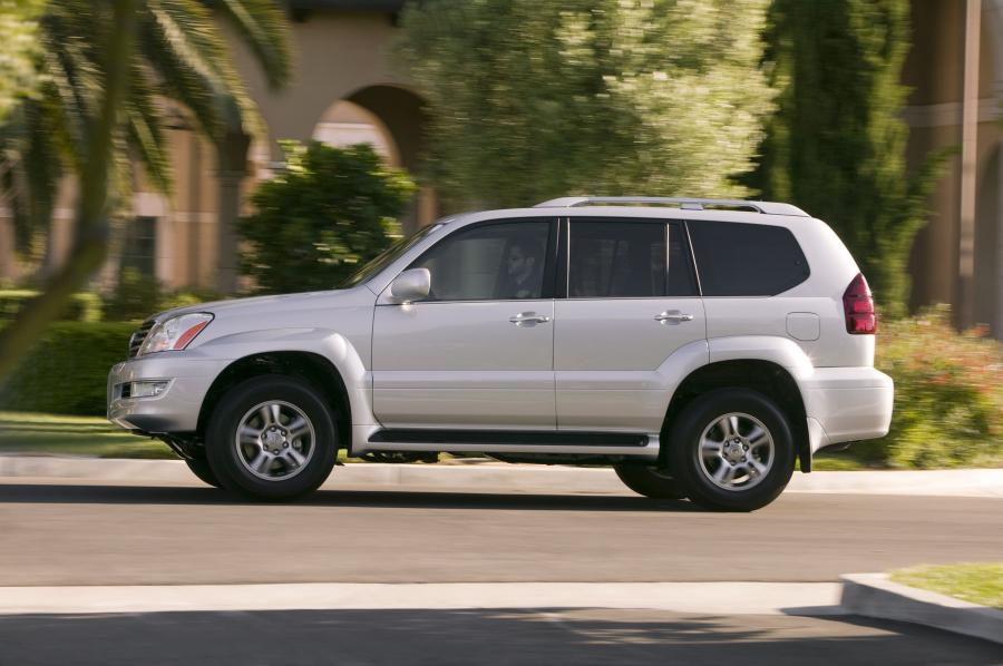  Lexus GX470 2005 года  (фото 18 из 31)